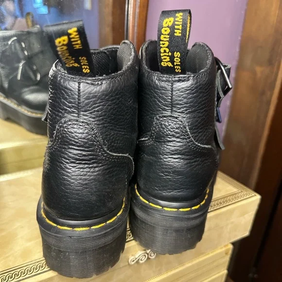 Devon Dr Martens with Heart Buckles - Picture 3 of 4